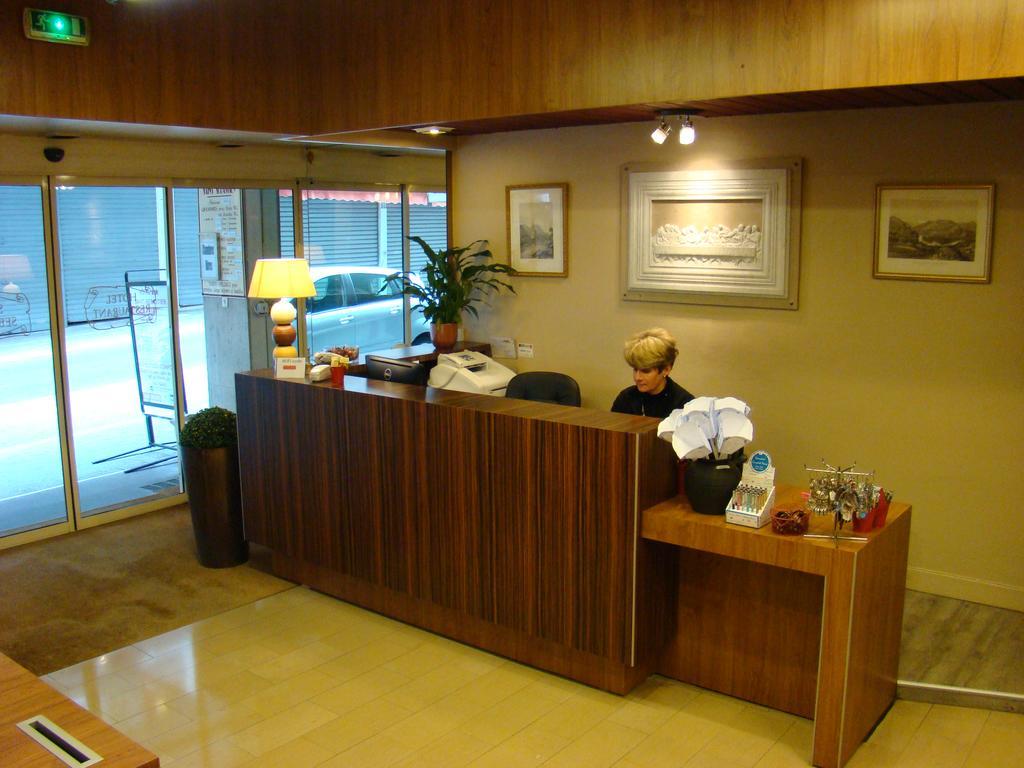 Hotel Saint Sebastien ルルド エクステリア 写真