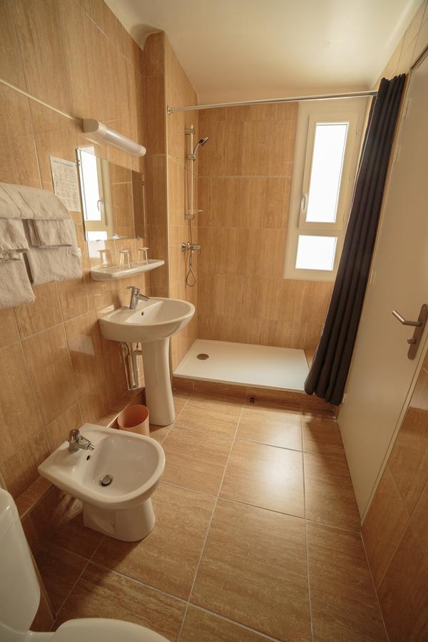 Hotel Saint Sebastien ルルド エクステリア 写真